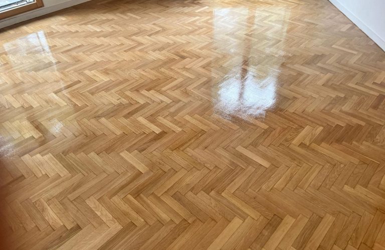 Rénovation de parquet à Versailles