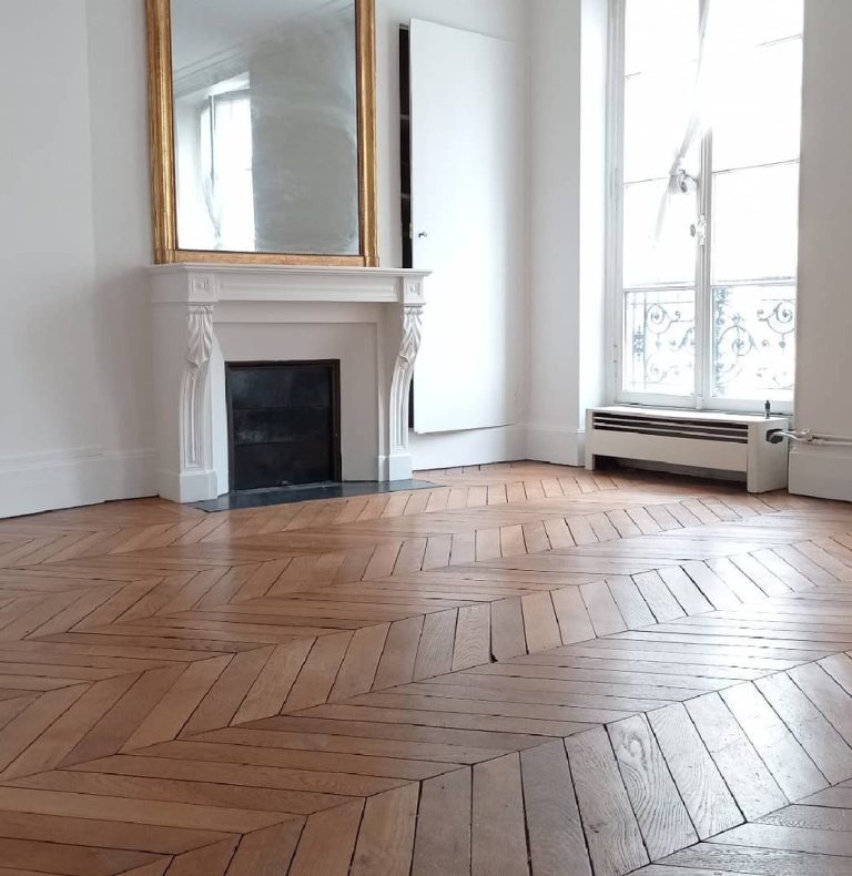 Finitions soignées en peinture intérieure à Versailles